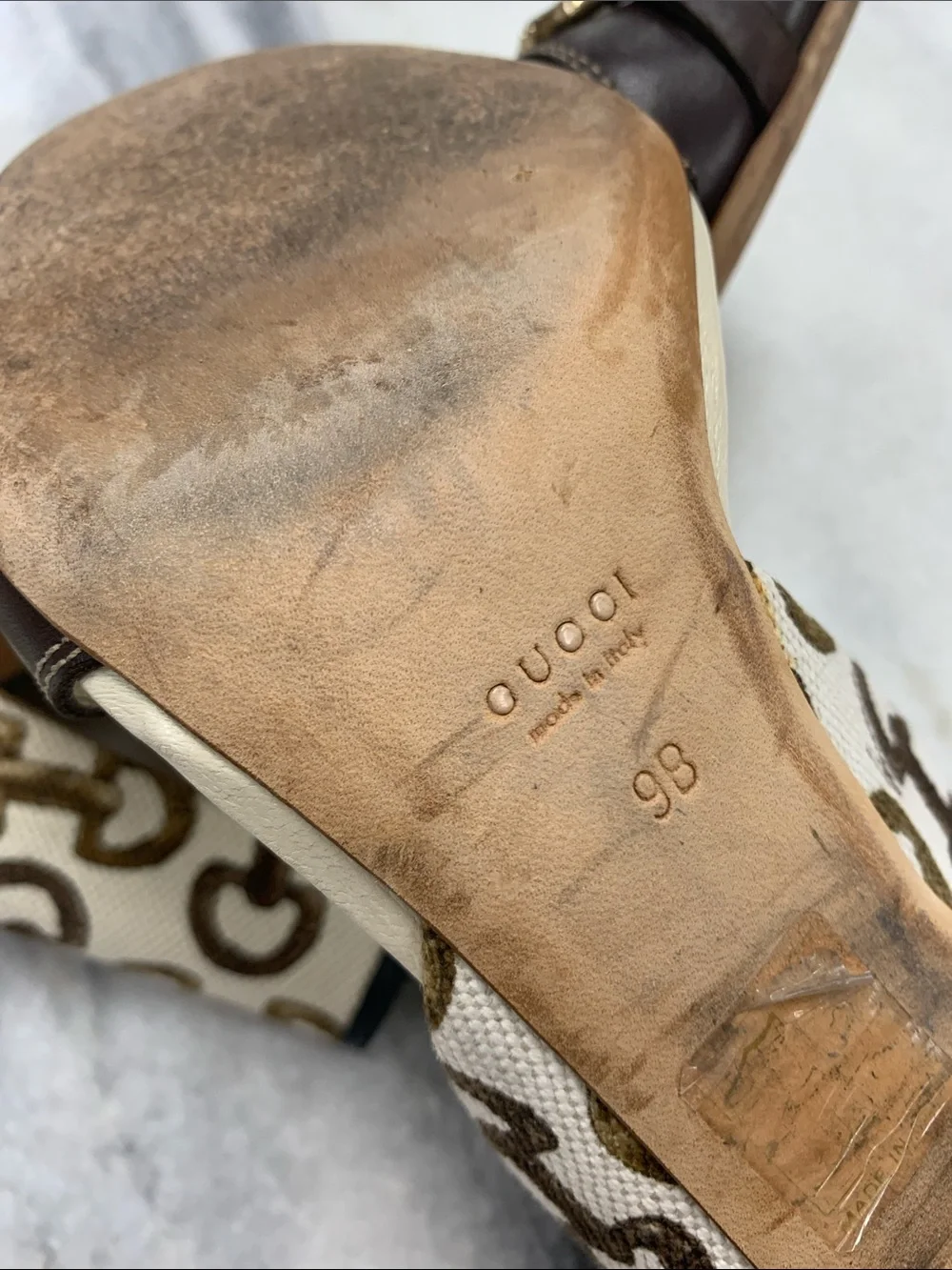 Gucci Chocolate BrownLeather Open-Toe Heels with White Brown Monogram Canvas 9 - Picture 5 of 8